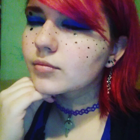 Meet your Posher, Gem - Picture 1 of 1